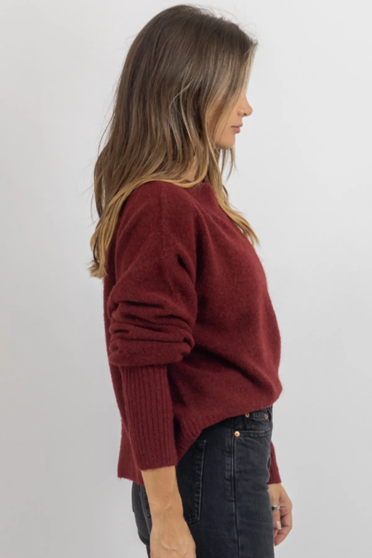 CLARA BURGUNDY SWEATER