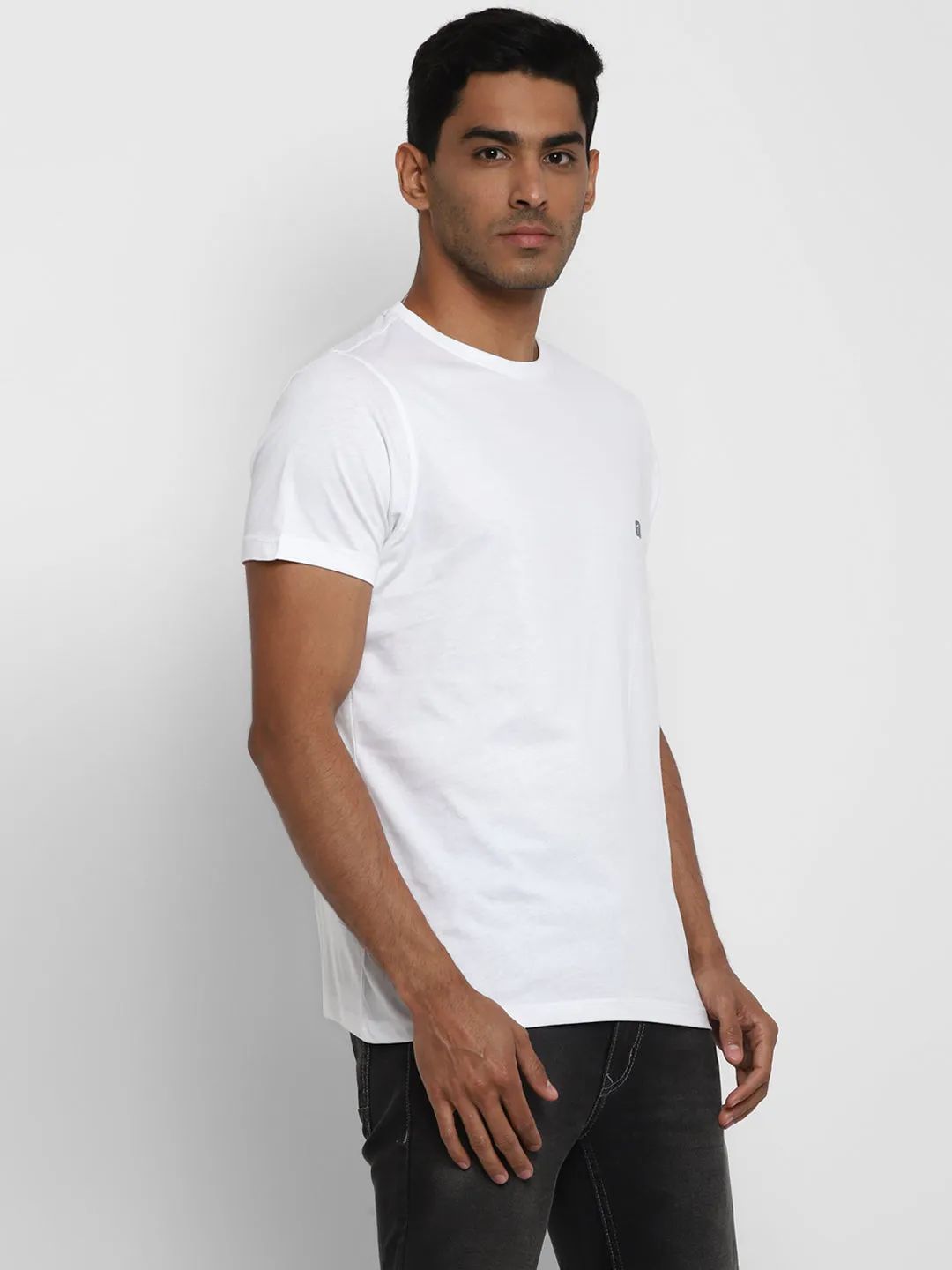 Turtle Men Essentials White Solid Round Neck T-Shirts