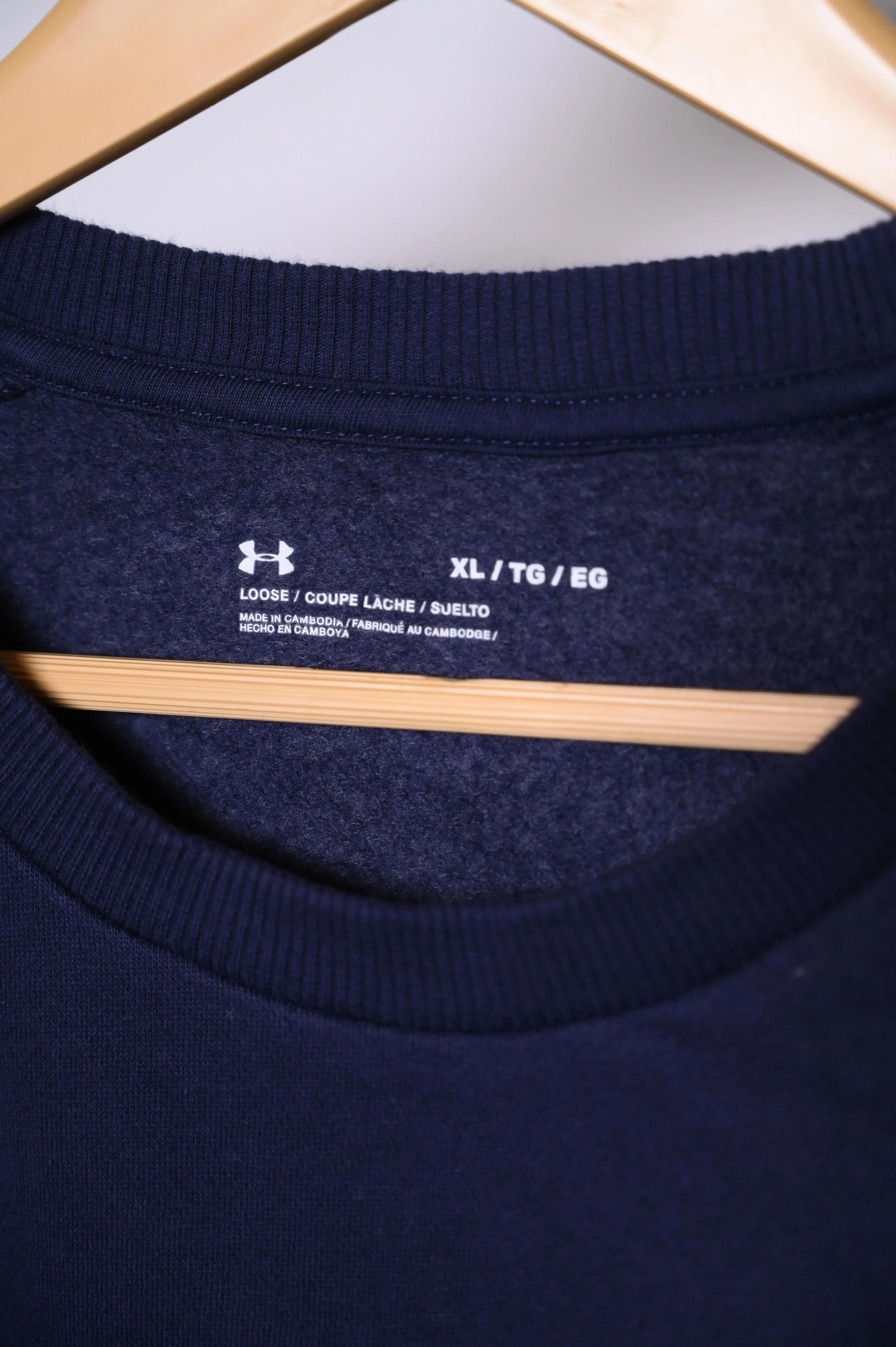 Under Armour Navy Blue Sweatshirt - XL