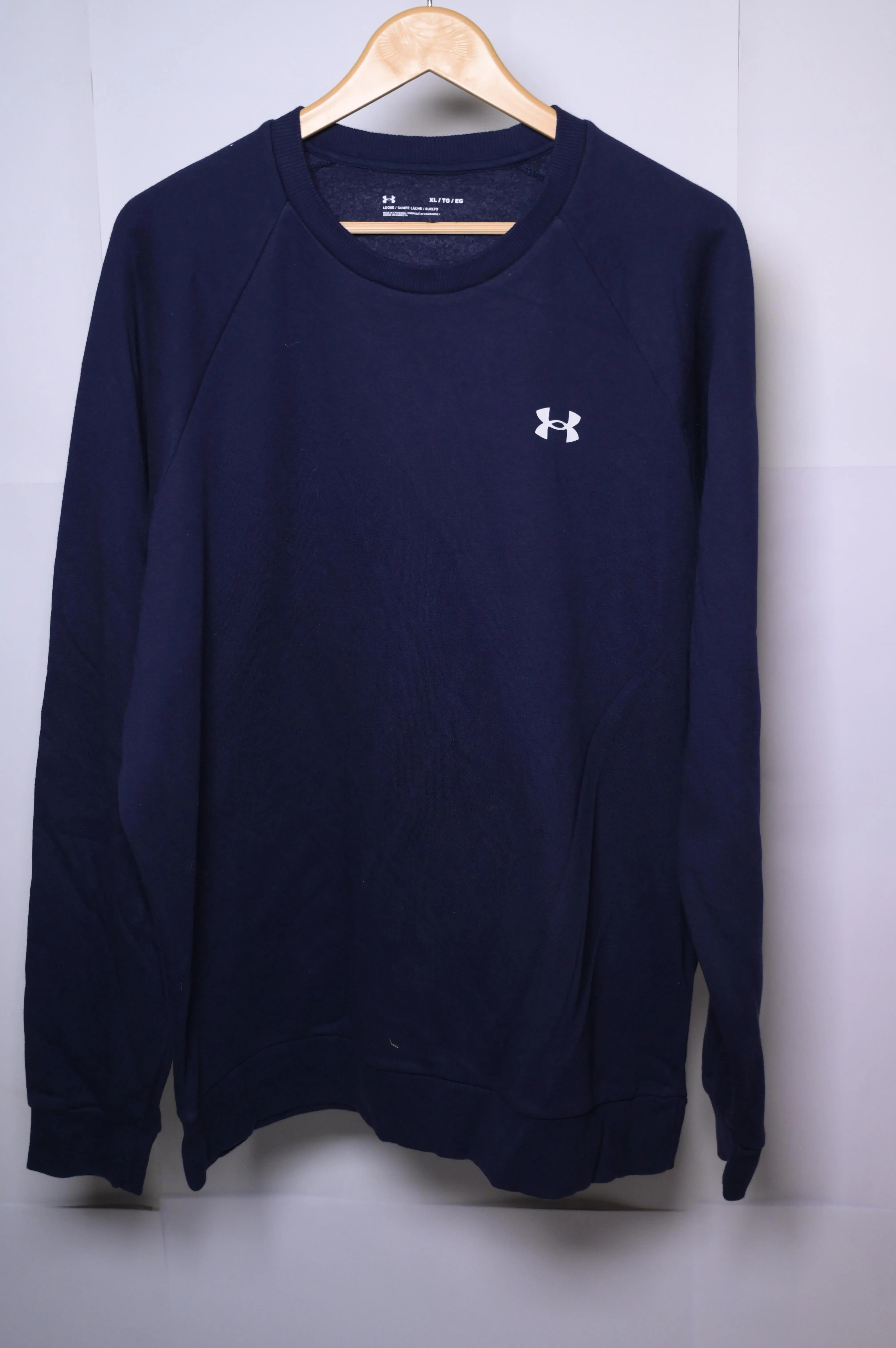 Under Armour Navy Blue Sweatshirt - XL